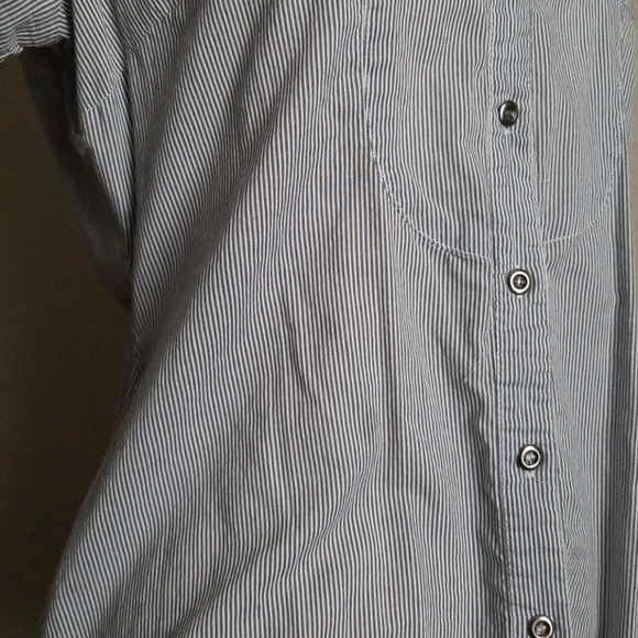 Striped short sleeve button down blouse - Picture 6 of 6